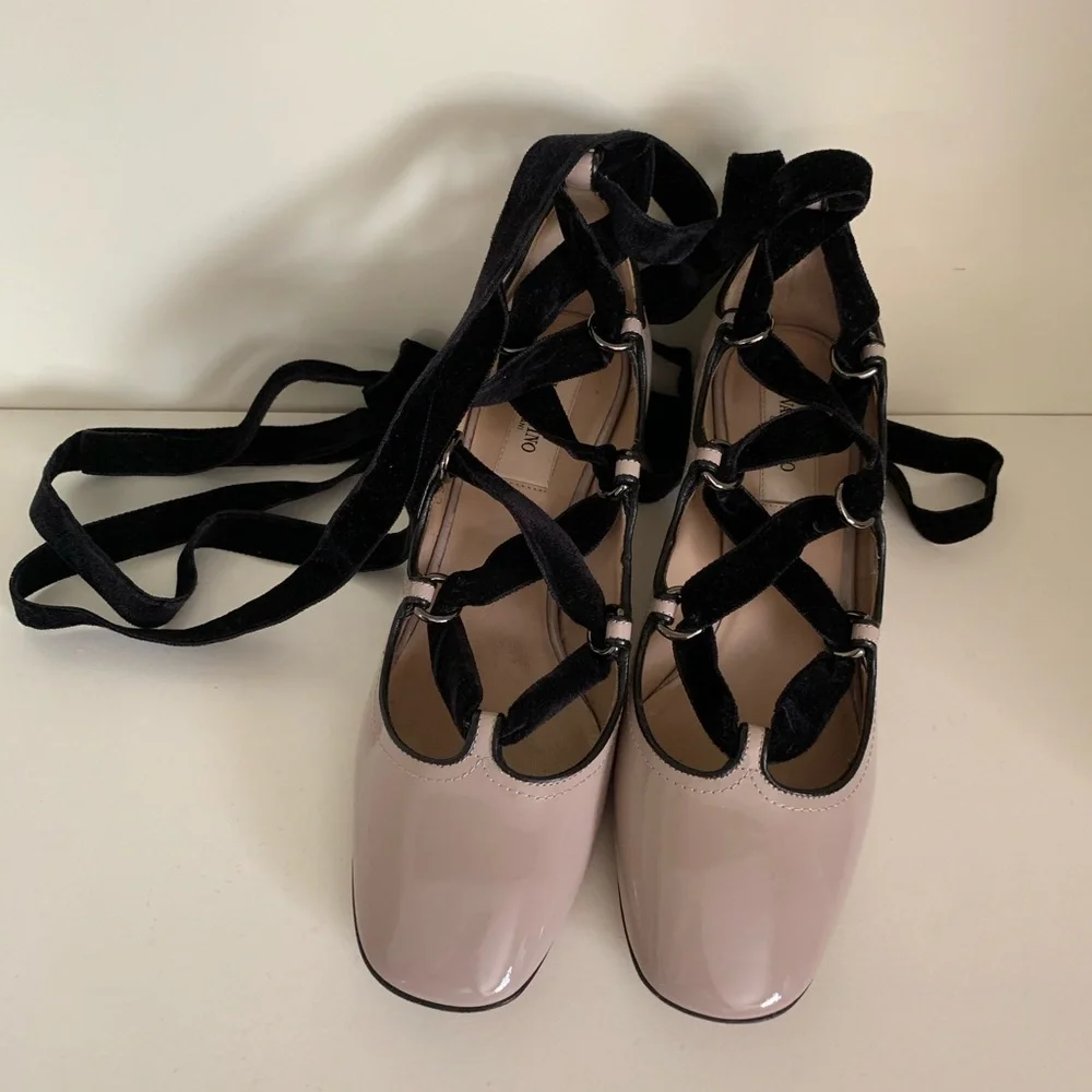 New Valentino ballerina patent heels
